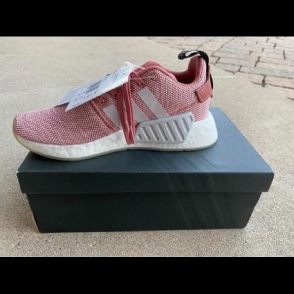 BRAND NEW Adidas NMD R2 - Ash Pink - Picture 2 of 4